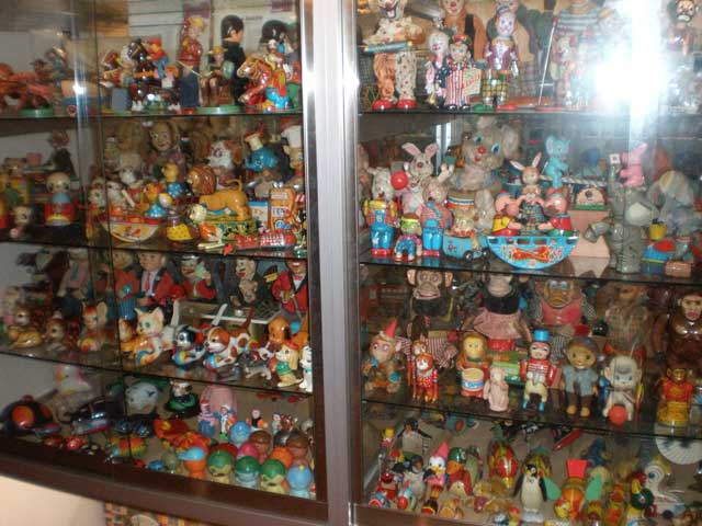 ブリキのおもちゃと人形博物館の営業時間 場所 地図等の情報 まっぷるトラベルガイド