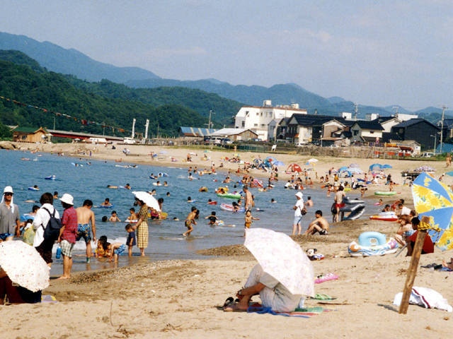 浜坂県民サンビーチ ー 海水浴のほかキャンプや釣り 立ち寄り湯など楽しみが豊富 営業時間 場所 地図等の情報 まっぷるトラベルガイド