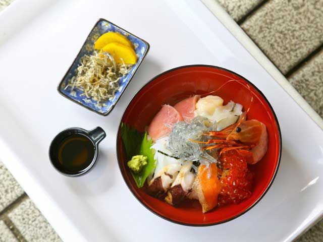 関西で必ず食べたい ガイド編集部おすすめの海鮮料理スポット まっぷるトラベルガイド