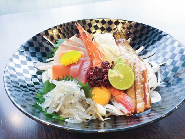 洲本で必ず食べたい ガイド編集部おすすめの海鮮料理スポット まっぷるトラベルガイド