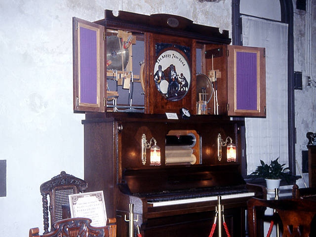 函館オルゴール明治館の営業時間 場所 地図等の情報 まっぷるトラベルガイド