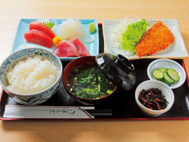 食処 いたこ丸の営業時間 場所 地図等の情報 まっぷるトラベルガイド