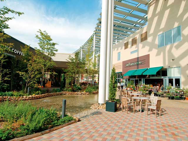 越谷 草加 三郷で必ず寄りたい ガイド編集部おすすめのデパート 商店街 アウトレットスポット まっぷるトラベルガイド