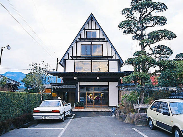 すっぽんぽん風呂 玉泉館の営業時間 場所 地図等の情報 まっぷるトラベルガイド