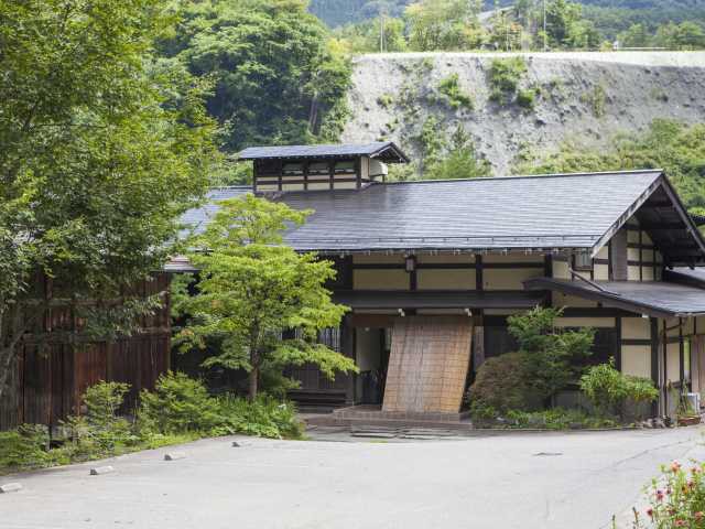 奥飛騨の宿 故郷 ー 飛騨の古民家を利用した趣ある温泉宿 営業時間 場所 地図等の情報 まっぷるトラベルガイド