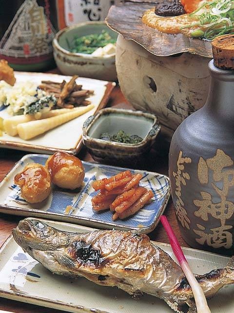 白川郷荻町合掌集落で必ず食べたい!ガイド編集部おすすめの郷土料理 