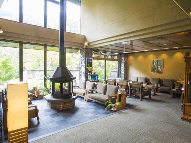 野の花山荘の営業時間 場所 地図等の情報 まっぷるトラベルガイド