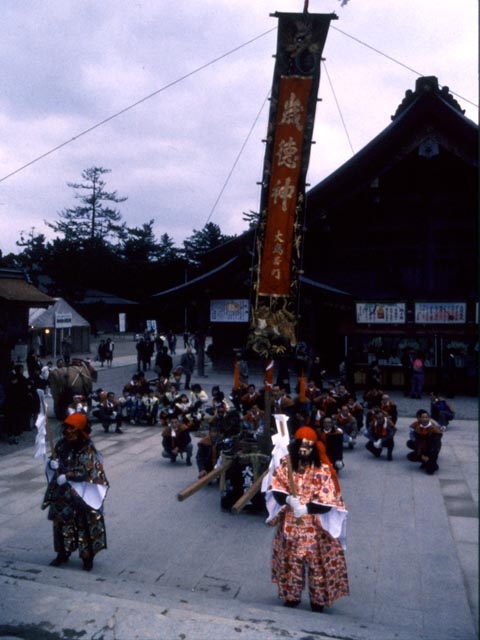 山陰のおすすめの神事 神楽などスポット