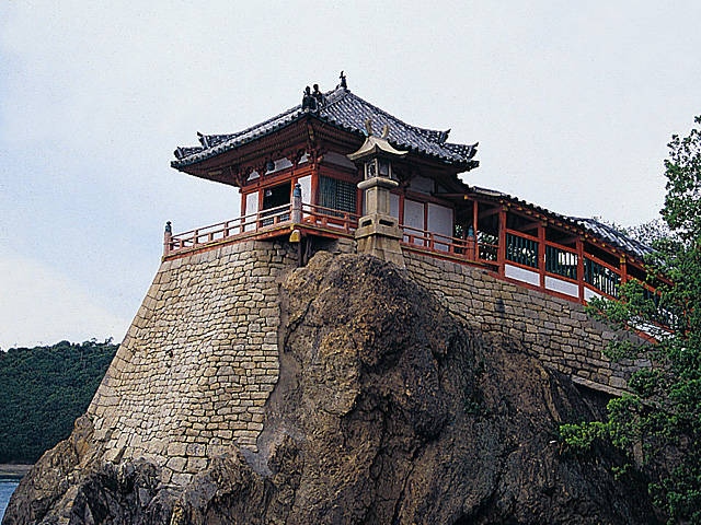 鞆の浦で必ず行きたい ガイド編集部おすすめの寺院 観音 不動 スポット まっぷるトラベルガイド