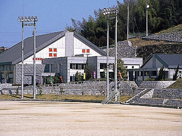 宮窪石文化運動公園の営業時間 場所 地図等の情報 まっぷるトラベルガイド