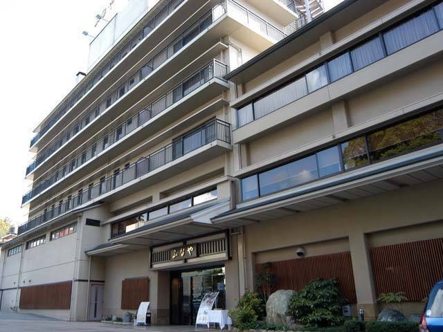 ふなや 日帰り入浴 ー ゆったりくつろげる檜風呂や自然の渓流を引き入れた日本庭園あり 営業時間 場所 地図等の情報 まっぷるトラベルガイド ふなや 日帰り入浴 ー ゆったりくつろげる檜風呂や自然の渓流を引き入れた日本庭園あり 営業時間 場所 地図等の情報 まっぷるトラベルガイド