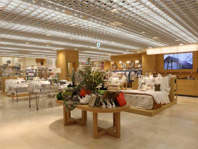 Zarahome 青山店の営業時間 場所 地図等の情報 まっぷるトラベルガイド