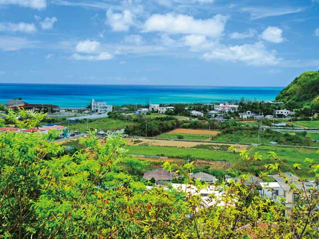 沖縄で必ず行きたい ガイド編集部おすすめの伝統的町並みスポット まっぷるトラベルガイド
