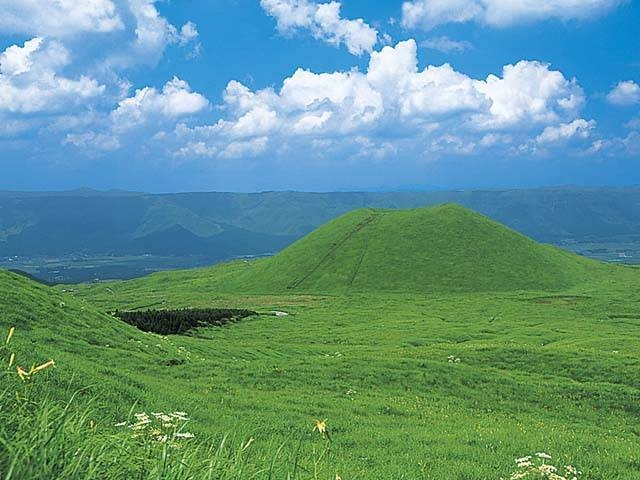 阿蘇 熊本 大分で必ず行きたい ガイド編集部おすすめの山スポット まっぷるトラベルガイド