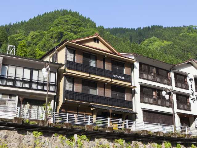 杖立温泉に行くならここ ガイド編集部おすすめの温泉旅館スポット まっぷるトラベルガイド