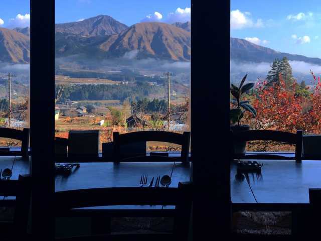 Asoスローフード自然派レストラン イロナキカゼの営業時間 場所 地図等の情報 まっぷるトラベルガイド