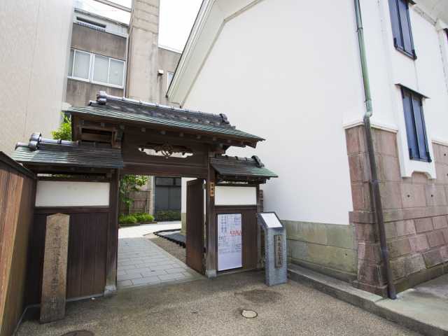 泉鏡花記念館の営業時間 場所 地図等の情報 まっぷるトラベルガイド