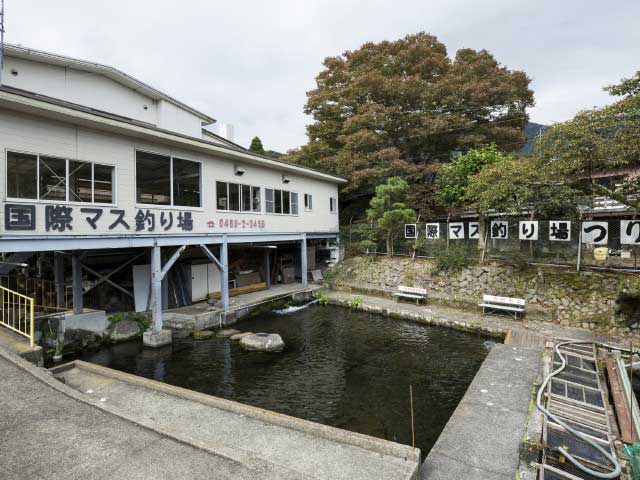 箱根で必ず行きたい ガイド編集部おすすめの釣りスポット まっぷるトラベルガイド