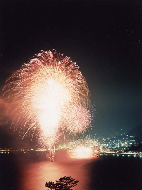 湯河原駅周辺のおすすめ花火大会スポット