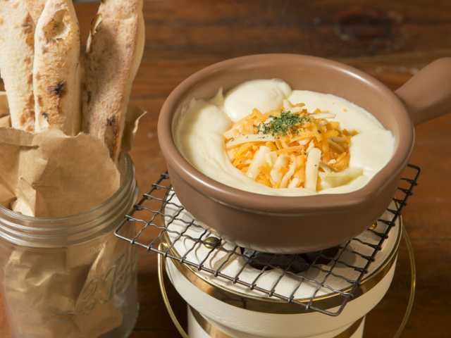 横浜チーズカフェ ー 行列に並んでも食べたいチーズ料理の店 営業時間 場所 地図等の情報 まっぷるトラベルガイド