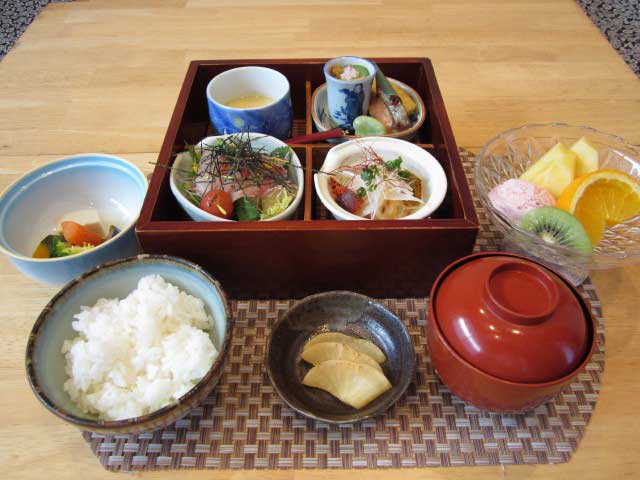 極楽寺駅で必ず食べたい ガイド編集部おすすめの和食スポット まっぷるトラベルガイド