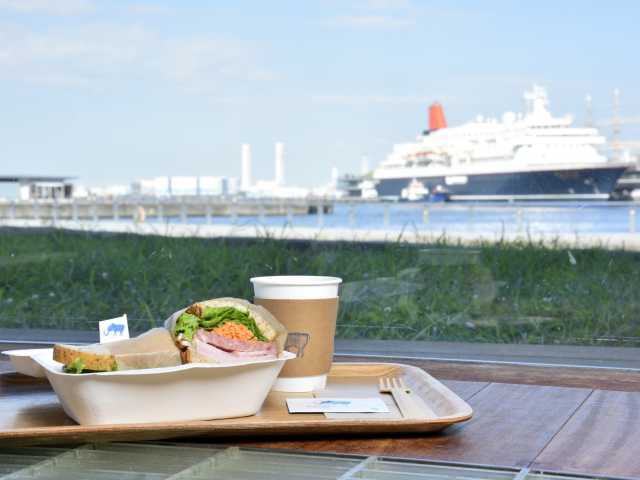 山下公園で必ず食べたい ガイド編集部おすすめのカフェスポット まっぷるトラベルガイド