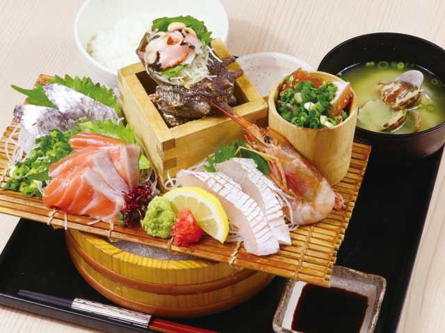 天神で必ず食べたい ガイド編集部おすすめの居酒屋スポット まっぷるトラベルガイド