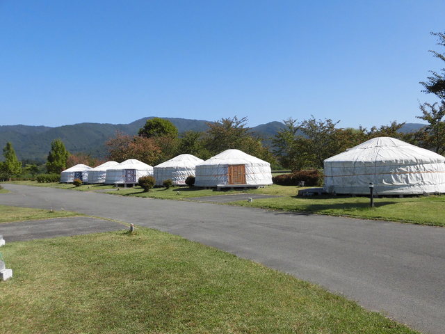 会津美里町せせらぎ公園オートキャンプ場 ー 温泉隣接で長期滞在にもおすすめ 営業時間 場所 地図等の情報 まっぷるトラベルガイド