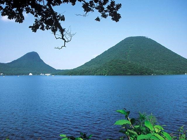 榛名山 榛名湖観光ならここ 榛名山 榛名湖でおすすめの観光 旅行スポット 21版 まっぷるトラベルガイド