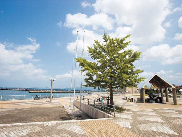 青い海公園の営業時間 場所 地図等の情報 まっぷるトラベルガイド