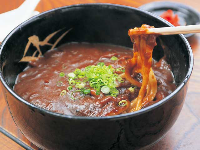 琴平で必ず食べたい ガイド編集部おすすめのうどんスポット まっぷるトラベルガイド