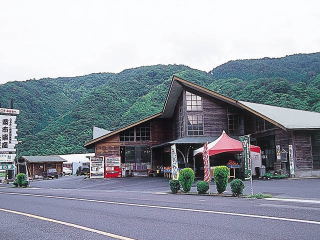 道の駅 三朝 楽市楽座の営業時間 場所 地図等の情報 まっぷるトラベルガイド