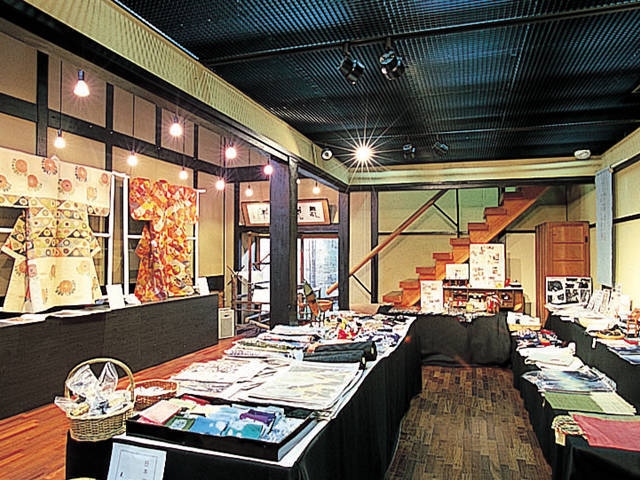 手織技術振興財団 織成舘(見学)の画像 4枚目