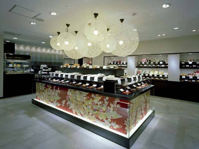 京都駅ビル専門店街ザ・キューブ