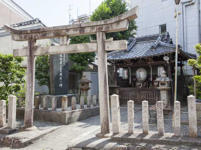 三吉稲荷神社