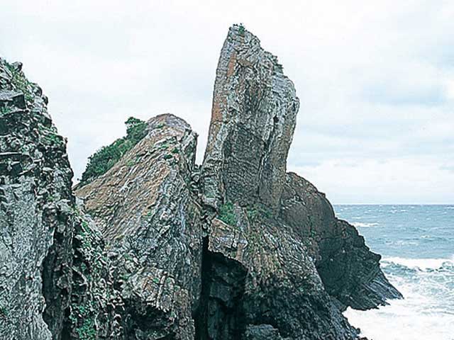 立神岩の画像 1枚目