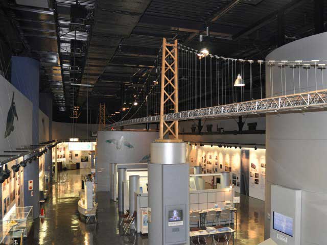 橋の科学館