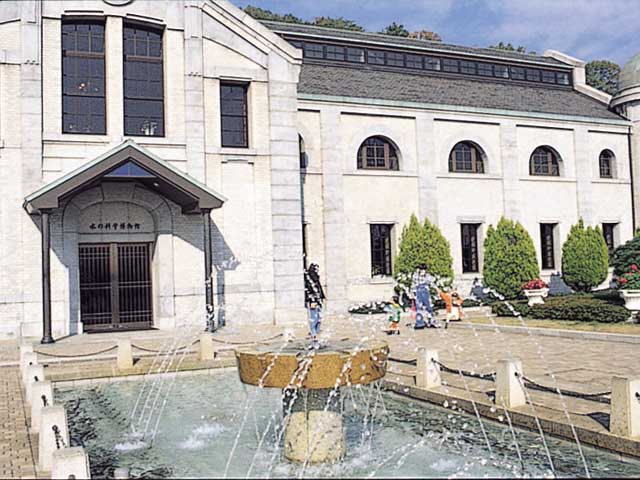 神戸市水の科学博物館