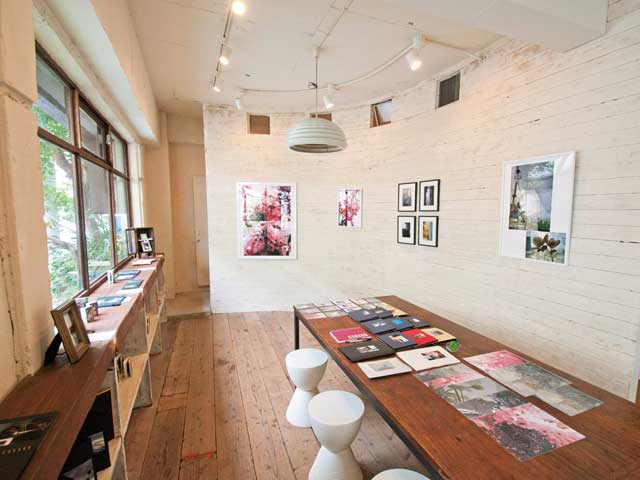 GALLERY & SPACE DELLA-PACE