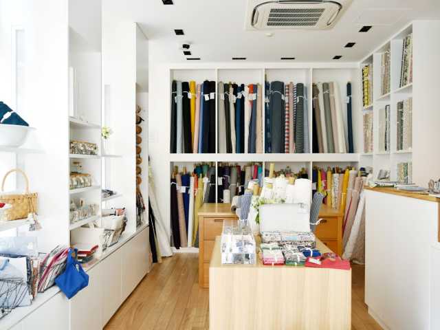 CHECK & STRIPE 神戸店