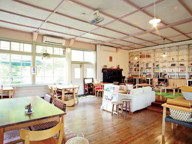 cafe・furniture・gallery monoile