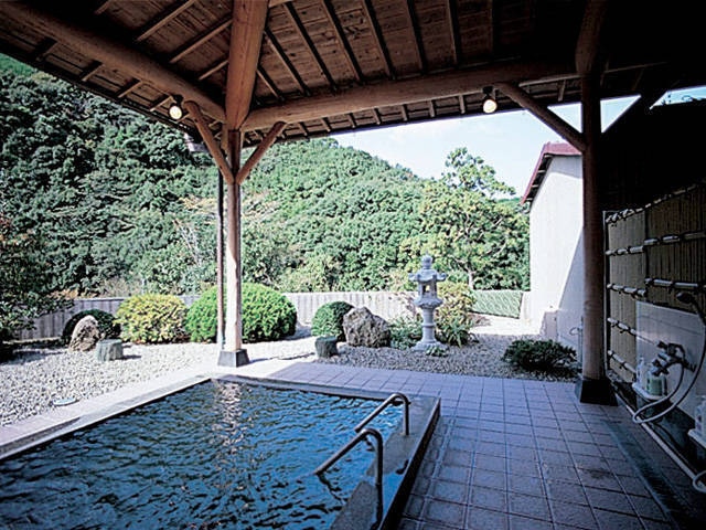 鶴の湯温泉(日帰り入浴)