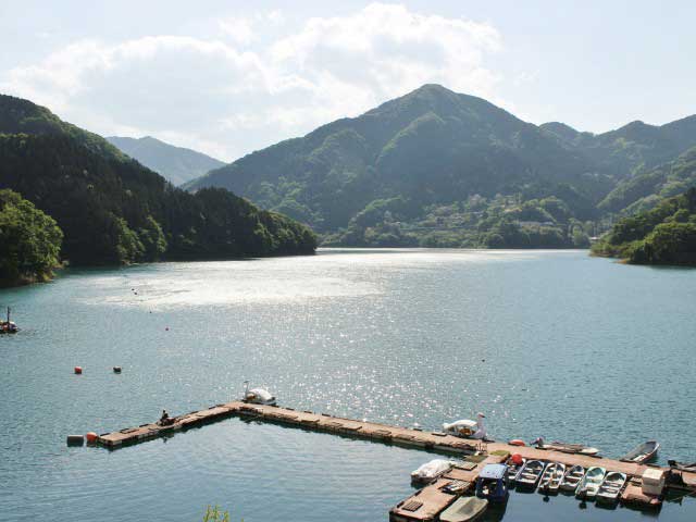 神流湖(埼玉県)