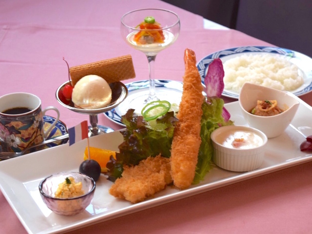 モダン亭太陽軒の画像 1枚目