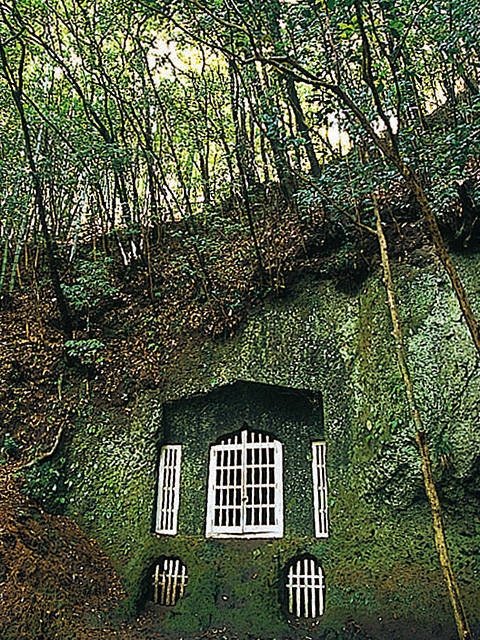 キリシタン洞窟礼拝堂