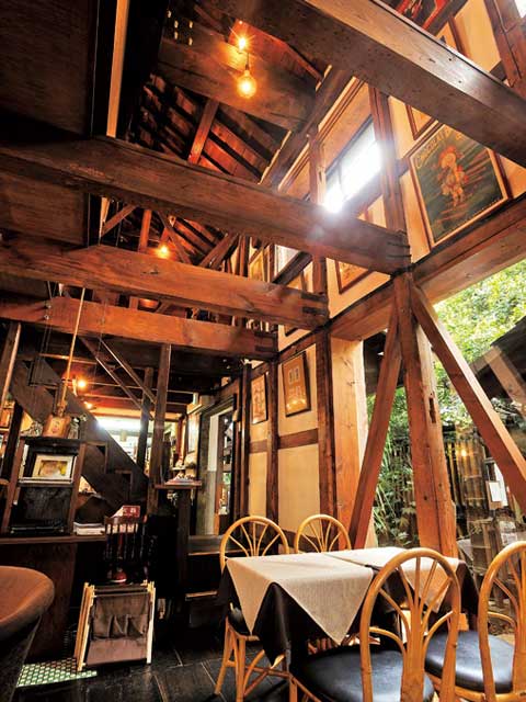 Ek Chuah からほり「蔵」本店