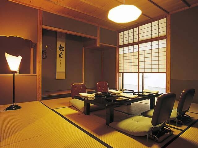 千里山 柏屋