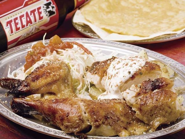墨国回転鶏料理 QueRico