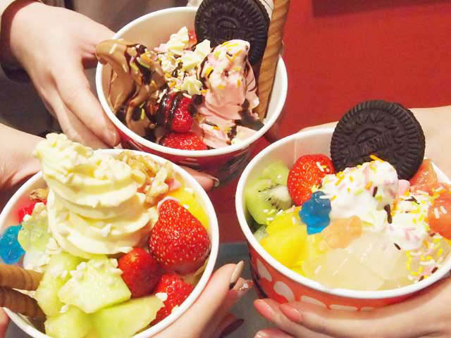 ヨーカフェ パーティーランド 心斎橋店