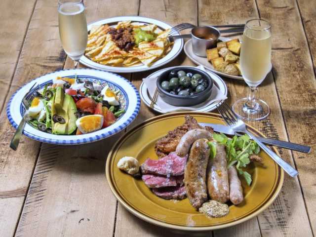 Glorious Chain Cafe